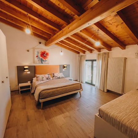 Agriturismo" Il Glicine Bianco" Monzambano Zewnętrze zdjęcie